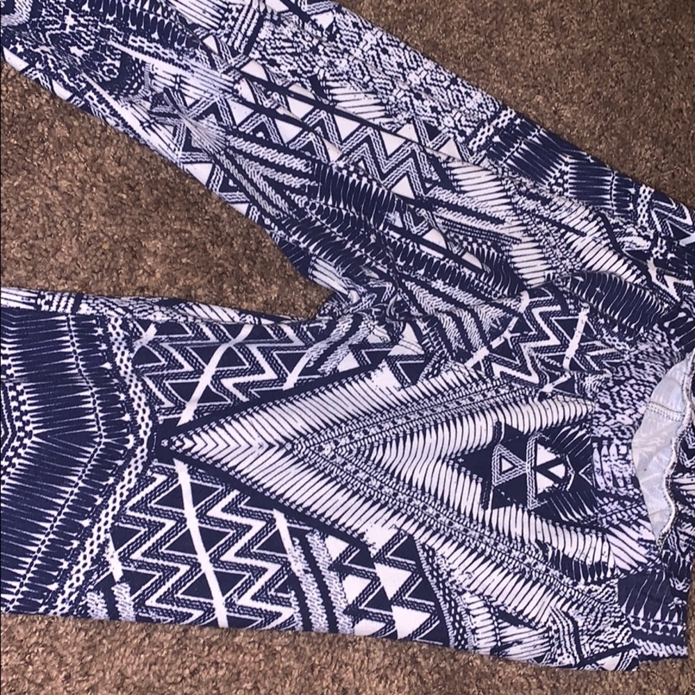 Patterned pants